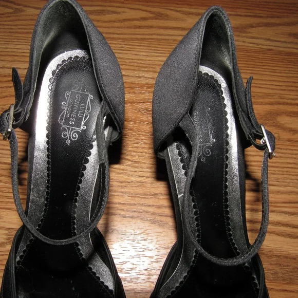 Lulu Guinness London Black Satin D'Orsay Pumps 38 - Picture 3 of 8